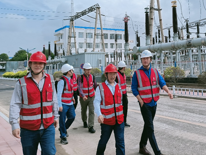 金茂綠建QHSE督查組一行對赤峰熱電廠火電靈活性調(diào)峰項目開展“四不兩直”監(jiān)督檢查工作