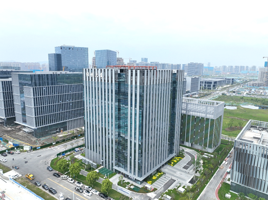 金茂綠能場｜金茂智慧能源南京“能源中心+綠色云計(jì)算中心”正式投產(chǎn)，譜寫城市綠色發(fā)展新畫卷